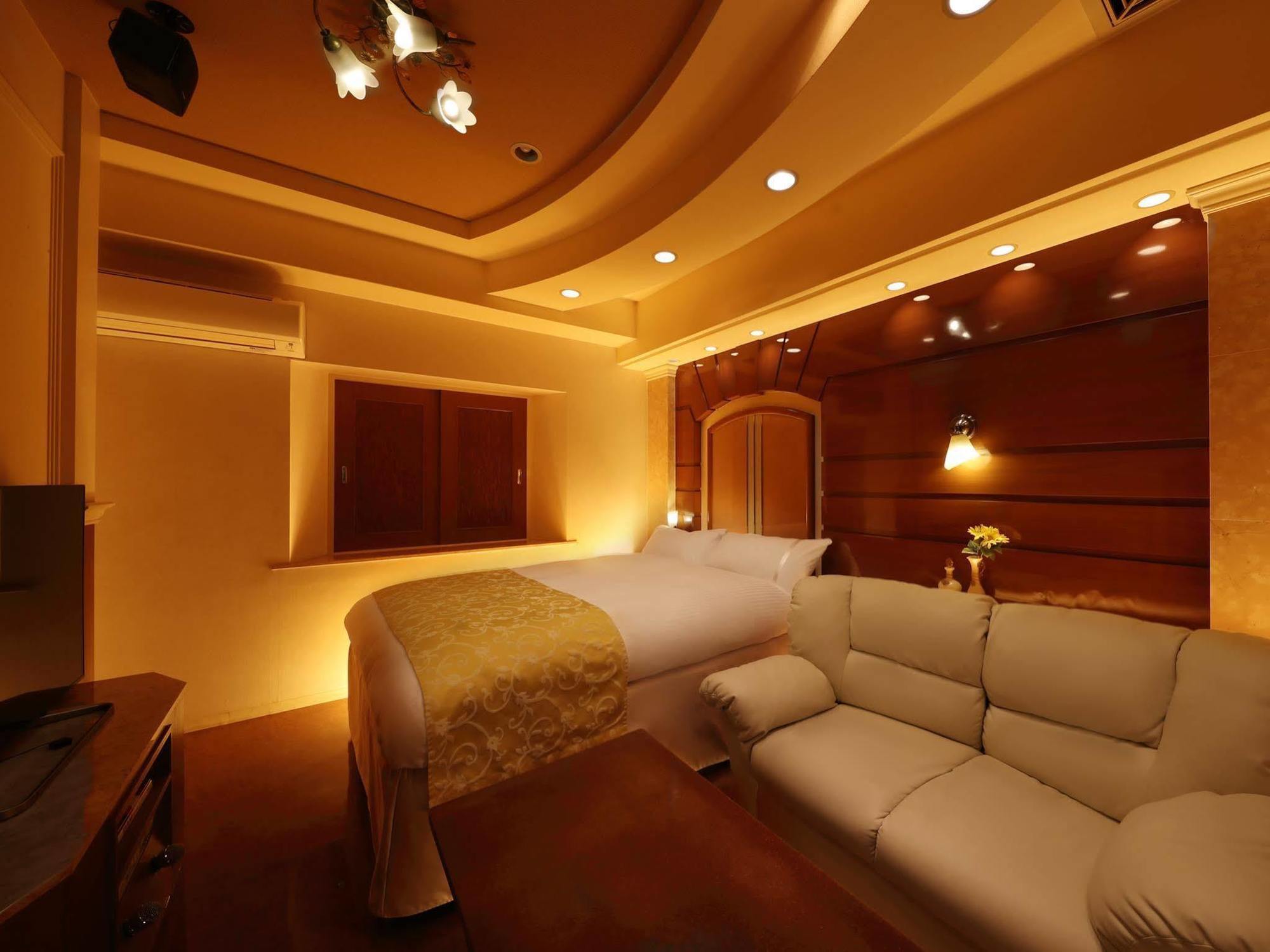 Hotel Fine Garden Umeda (Adults Only) Osaka Esterno foto